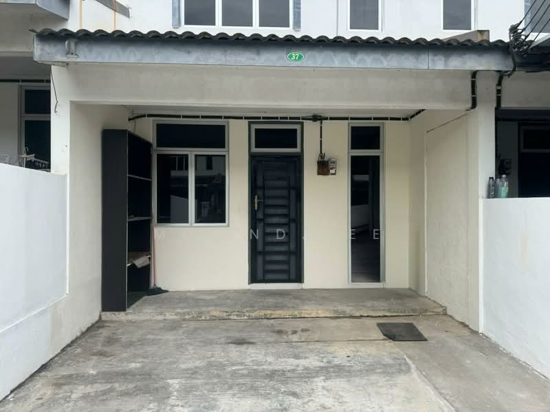 Rumah Teres 2-Tingkat untuk Dijual di Taman Mutiara Rini (Skudai) - Melinda Ee - Exterior - PropertyGuru.com.my