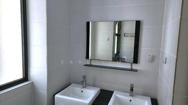 2-storey Terraced House for Sale in East Ledang (Iskandar Puteri (Nusajaya)) - Karl Lim - Bathroom - PropertyGuru.com.my