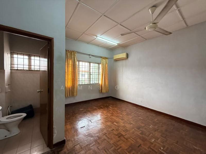 Rumah Teres 2-Tingkat untuk Dijual di Bukit Raja (Selangor) - Aimns Goy - Bathroom - PropertyGuru.com.my