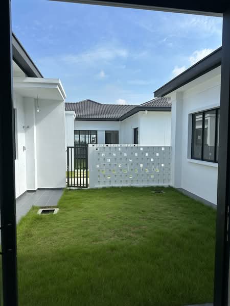 1-storey Terraced House for Sale in Eco Grandeur (Puncak Alam) - Bill Lim - Exterior - PropertyGuru.com.my