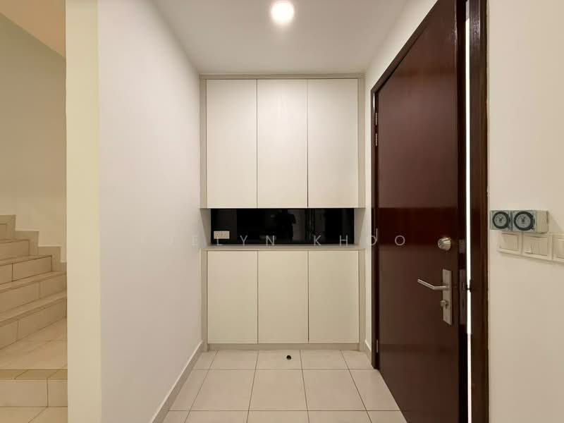2-storey Terraced House for Sale in M Residence 2 (Rawang) - Evelyn Khoo - Entrance - PropertyGuru.com.my
