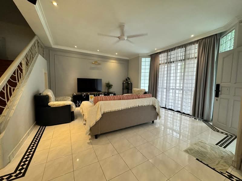 Rumah Teres 2-Tingkat untuk Dijual di Taman Molek (Johor Bahru) - Andrew Teo - Living Room - PropertyGuru.com.my