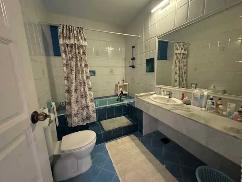 Bungalow House for Sale in Taman Sentosa (Johor Bahru) - Gabriel Ong - Bathroom - PropertyGuru.com.my
