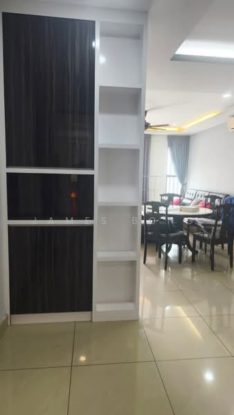 Pangsapuri untuk Disewa di D'Secret Garden (Pangsapuri Kempas Indah) - James Bong - Living Room - PropertyGuru.com.my