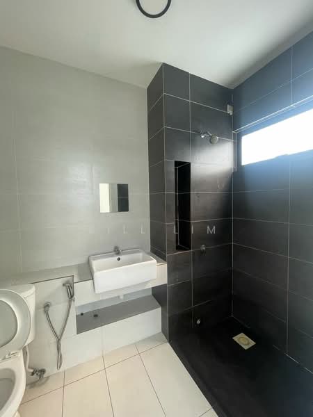 2-storey Terraced House for Sale in Eco Grandeur (Puncak Alam) - Bill Lim - Bathroom - PropertyGuru.com.my