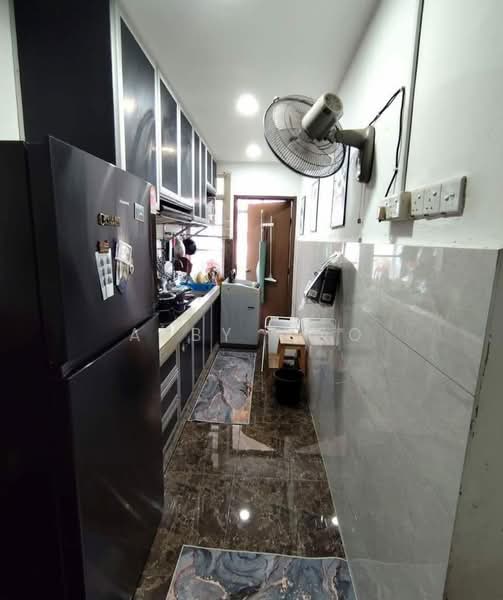Apartment for Rent at Pangsapuri Orkid - Abby Woo - Kitchen - PropertyGuru.com.my