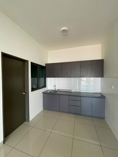 Condominium for Sale at The Henge - Bill Lim - Kitchen - PropertyGuru.com.my