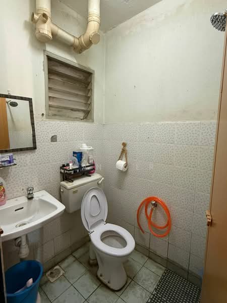 Apartment for Rent at Permai Apartment - Han Ker - Bathroom - PropertyGuru.com.my
