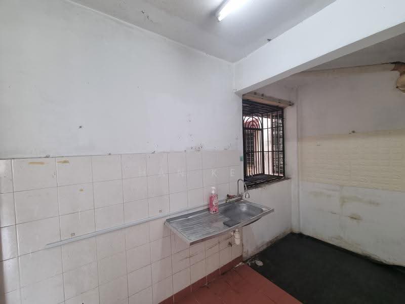 Apartment for Rent at Permai Apartment - Han Ker - Kitchen - PropertyGuru.com.my