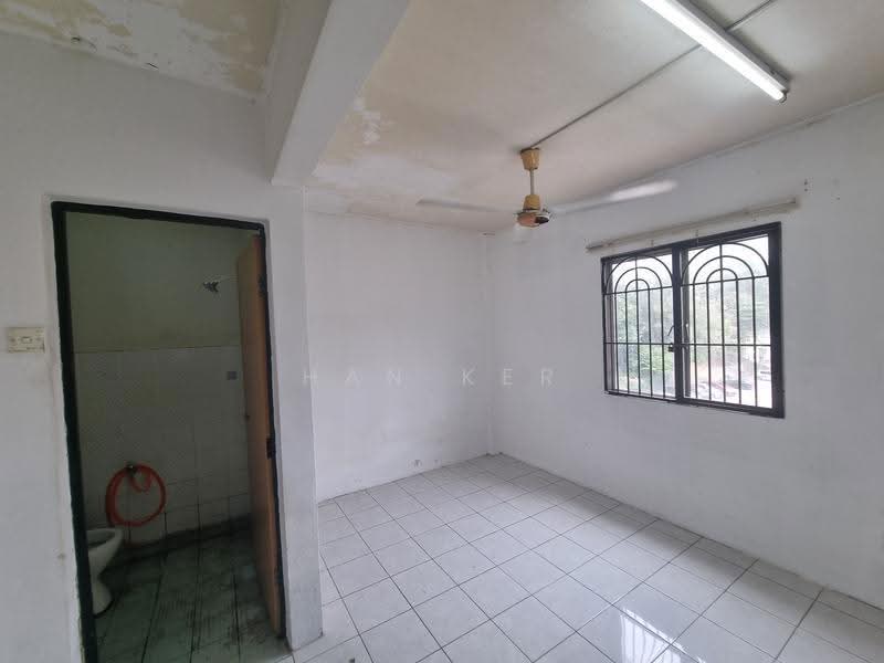 Apartment for Rent at Permai Apartment - Han Ker - PropertyGuru.com.my