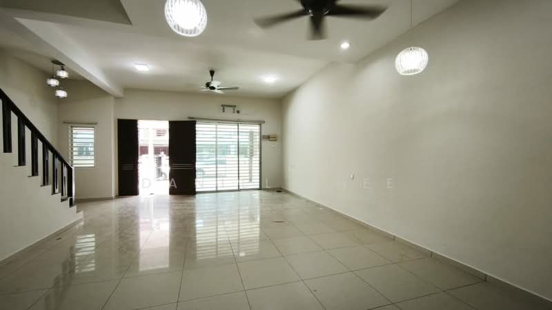 Rumah Teres 2-Tingkat untuk Disewa di Ipoh (Perak) - Daniel Chee - Living Room - PropertyGuru.com.my