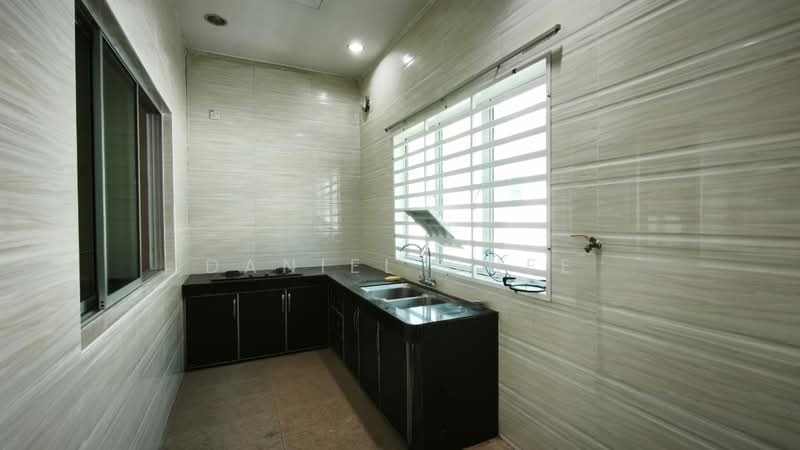 Rumah Teres 2-Tingkat untuk Disewa di Ipoh (Perak) - Daniel Chee - Kitchen - PropertyGuru.com.my
