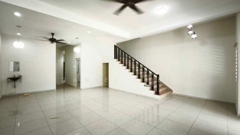 Rumah Teres 2-Tingkat untuk Disewa di Ipoh (Perak) - Daniel Chee - Living Room - PropertyGuru.com.my