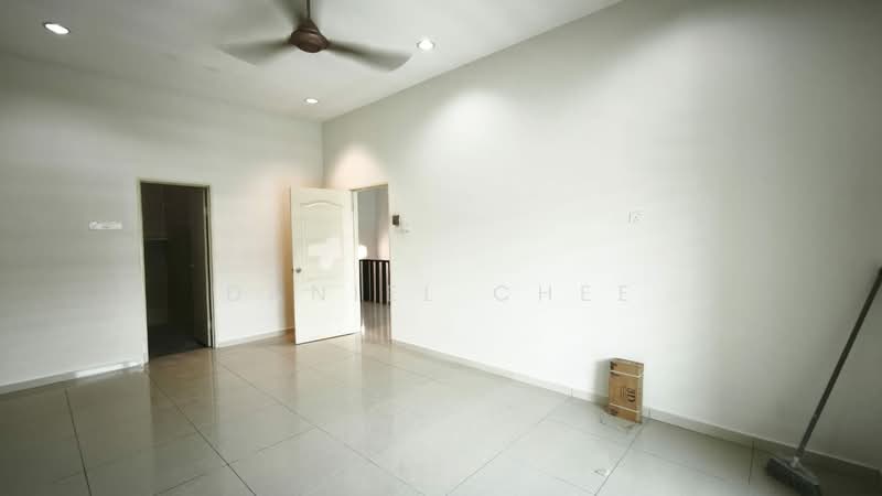 Rumah Teres 2-Tingkat untuk Disewa di Ipoh (Perak) - Daniel Chee - Living Room - PropertyGuru.com.my