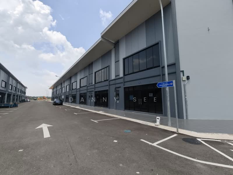 Kilang Teres untuk Disewa di Taman Muhibbah (Kulai) - Danny See - Exterior - PropertyGuru.com.my