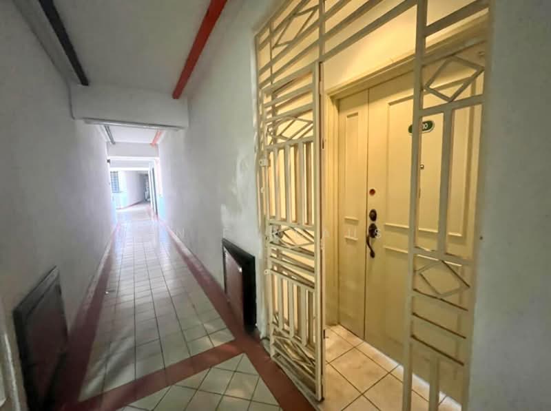 Kondominium untuk Dijual di City Garden Palm Villa Condominium - En Ferdaus - Corridor - PropertyGuru.com.my