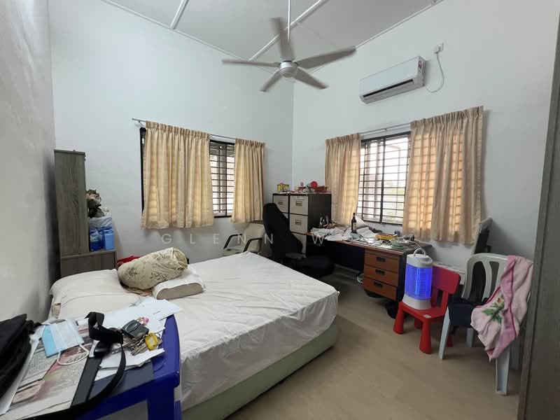 Bungalow House for Sale in Taman Kebun Teh (Johor Bahru) - Glenn Woo - PropertyGuru.com.my