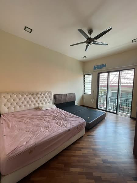 Rumah Teres 2-Tingkat untuk Dijual di Bukit Rahman Putra (Sungai Buloh) - Bill Lim - Bedroom - PropertyGuru.com.my
