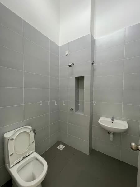 1-storey Terraced House for Sale in Eco Grandeur (Puncak Alam) - Bill Lim - Bathroom - PropertyGuru.com.my