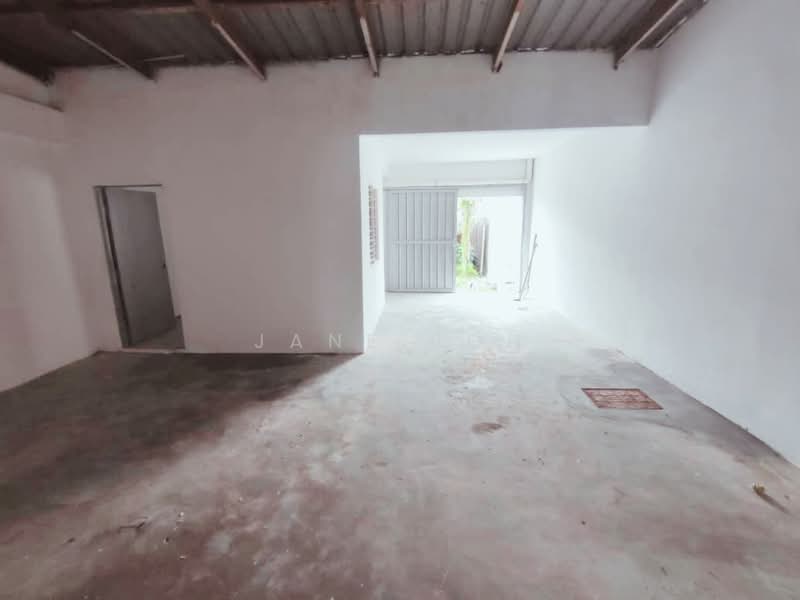 Shop for Rent in Taman Impian Jaya (Senai) - Jane Poh - Interior - PropertyGuru.com.my