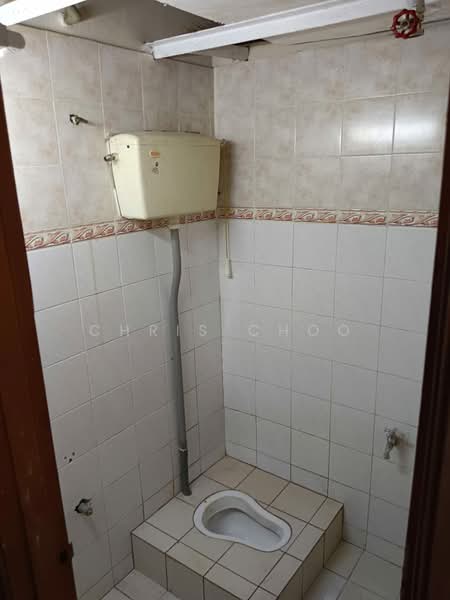 Flat for Rent at Taman Sri Manja - Chris Choo - Bathroom - PropertyGuru.com.my