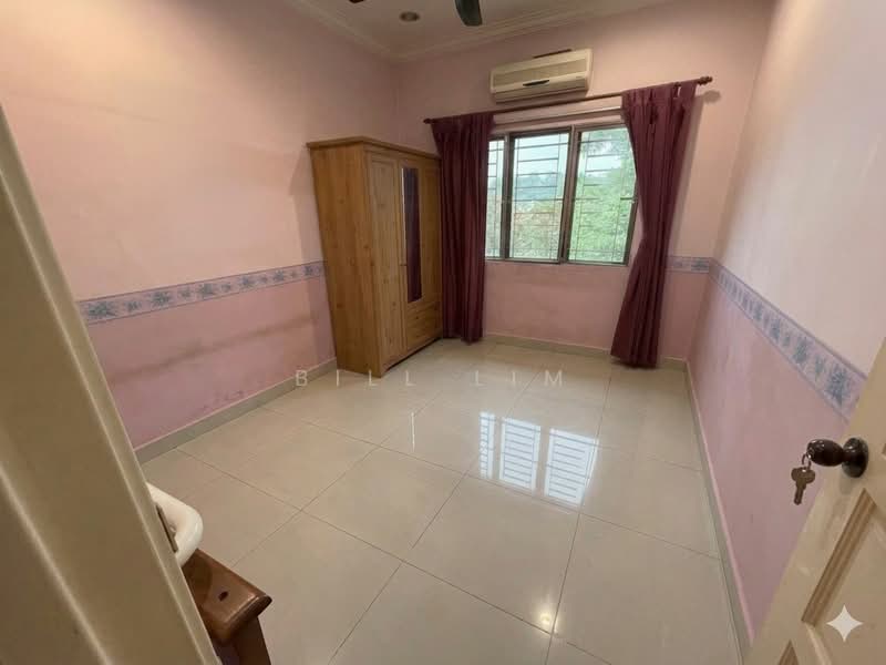 2-storey Terraced House for Sale in Sungai Buloh (Selangor) - Bill Lim - Bedroom - PropertyGuru.com.my