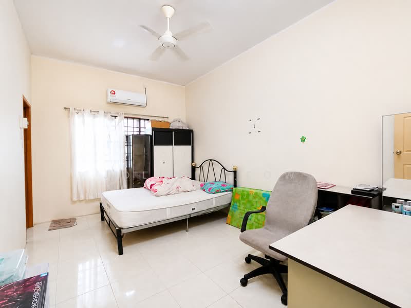 Rumah Teres 2-Tingkat untuk Dijual di Taman Silibin Ria (Ipoh) - Joline YEOW - Bedroom - PropertyGuru.com.my