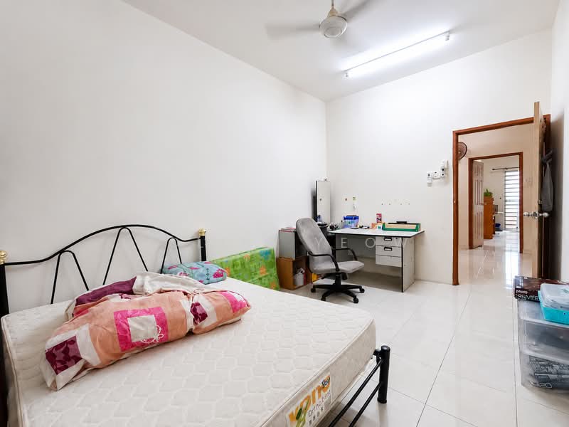 Rumah Teres 2-Tingkat untuk Dijual di Taman Silibin Ria (Ipoh) - Joline YEOW - Bedroom - PropertyGuru.com.my