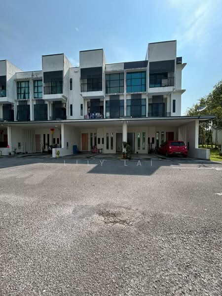 Rumah Bandar untuk Dijual di Batu Kawa (Kuching) - Lily Lai - PropertyGuru.com.my