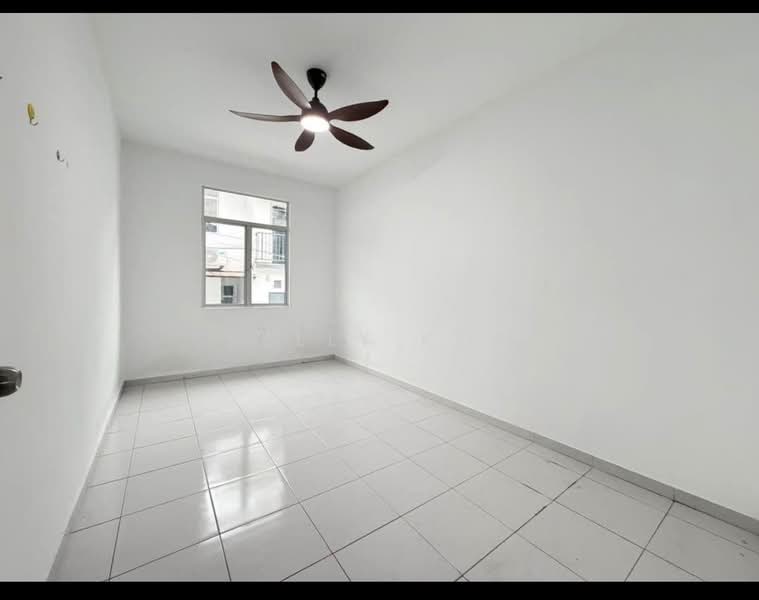 2-storey Terraced House for Sale in Taman Scientex Rawang (Rawang) - Kelly Kok - Interior - PropertyGuru.com.my