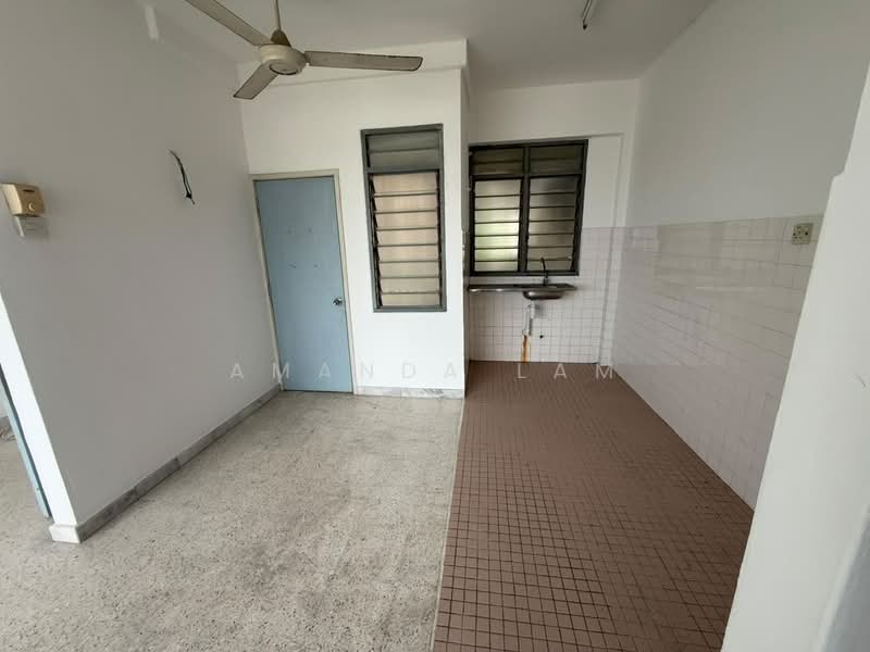 Apartment for Sale at Mutiara Indah Apartment - Amanda Lam - Kitchen - PropertyGuru.com.my