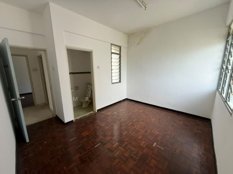 Apartment for Sale at Mutiara Indah Apartment - Amanda Lam - Bathroom - PropertyGuru.com.my