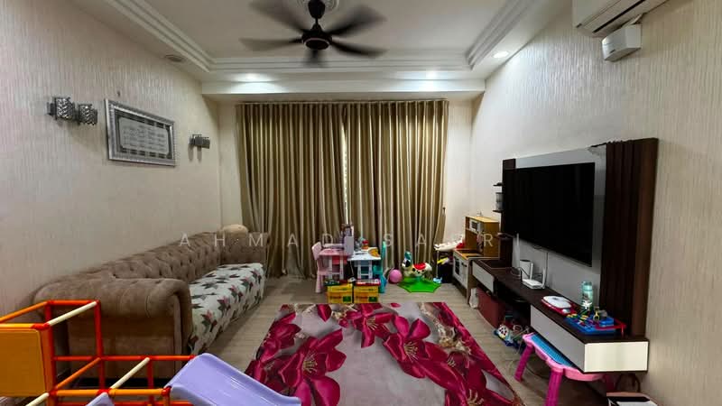 Rumah Bandar untuk Disewa di Kajang (Selangor) - Ahmad Sabri - Living Room - PropertyGuru.com.my