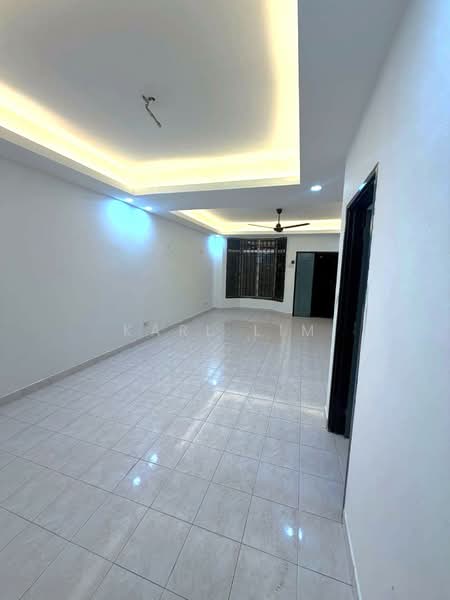 Rumah Teres 2-Tingkat untuk Dijual di Taman Nusa Bestari (Iskandar Puteri (Nusajaya)) - Karl Lim - Living Room - PropertyGuru.com.my