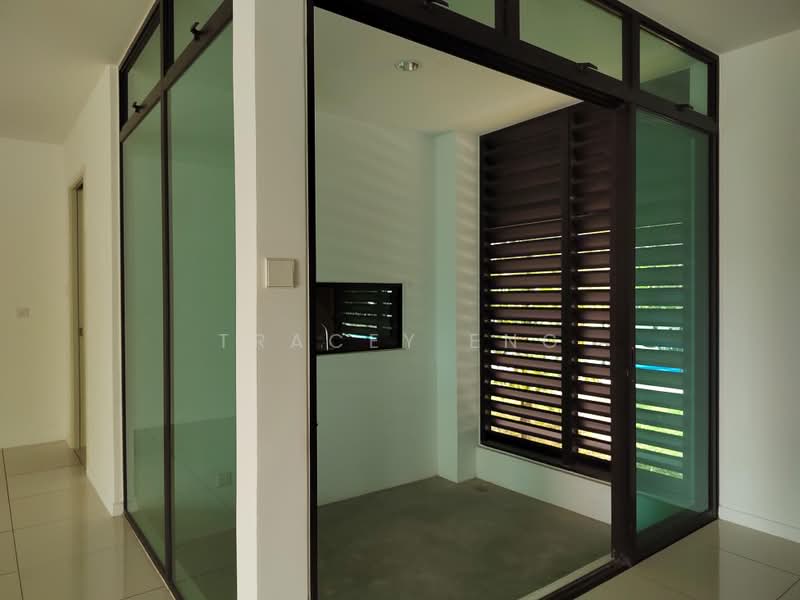 Condominium for Sale at Residensi Ledang - Tracey Eng - Interior Full Glass Foyer - PropertyGuru.com.my