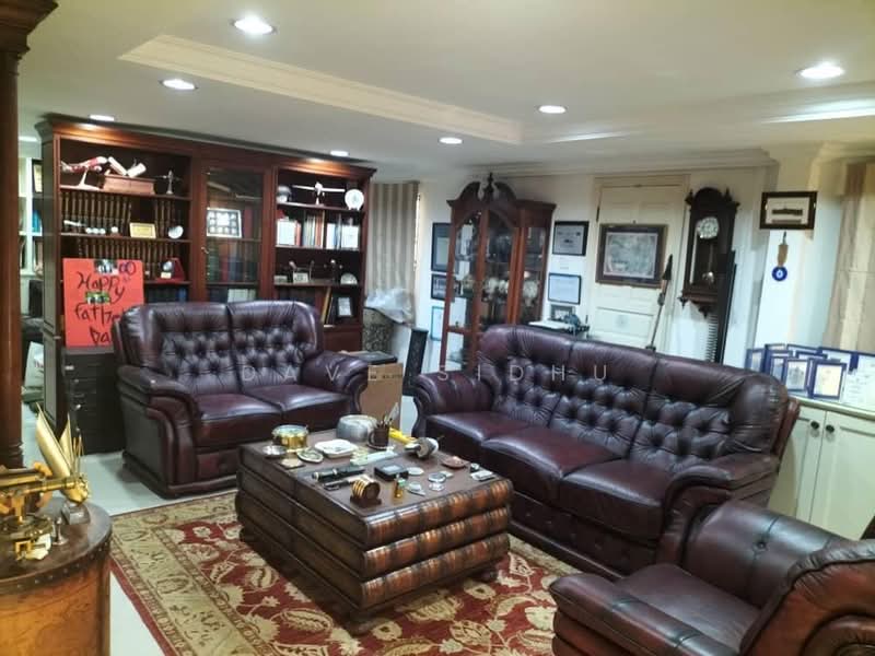 Bungalow House untuk Dijual di Bukit Bandaraya (Bangsar) - Dave Sidhu - Study - PropertyGuru.com.my