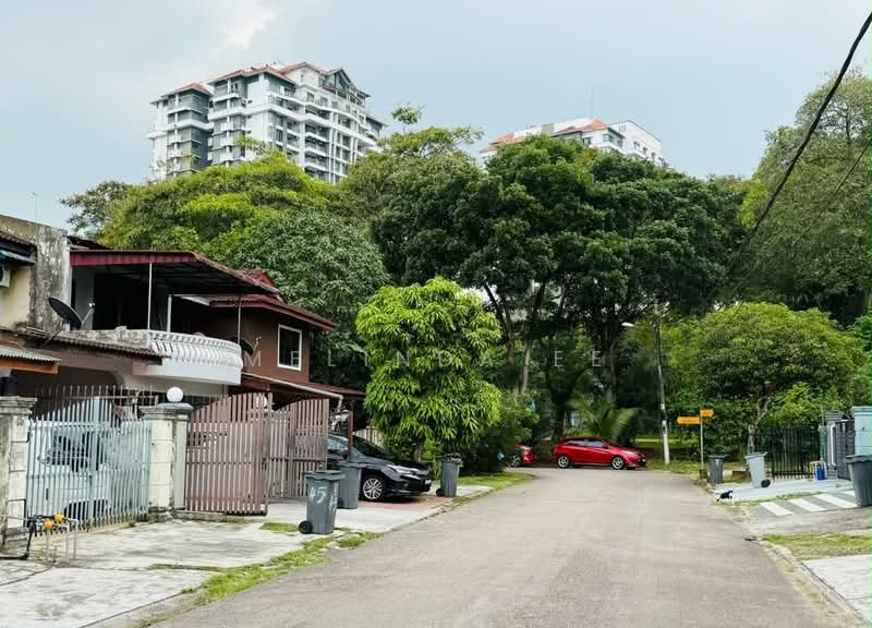 Rumah Teres 2-Tingkat untuk Dijual di Taman Molek (Johor Bahru) - Melinda Ee - Exterior - PropertyGuru.com.my