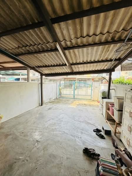 Rumah Teres 2-Tingkat untuk Dijual di Taman Molek (Johor Bahru) - Melinda Ee - Exterior - PropertyGuru.com.my