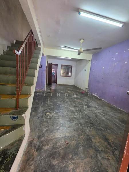 2-storey Terraced House for Sale in Taman Molek (Johor Bahru) - Melinda Ee - Interior - PropertyGuru.com.my