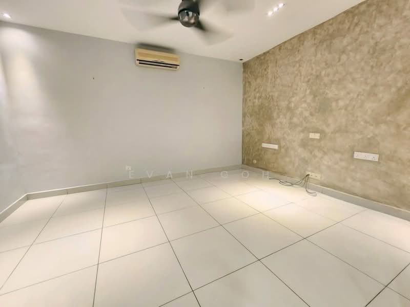 2-storey Terraced House for Sale in TAMAN PUCHONG UTAMA (Puchong) - Evan Goh - Interior - PropertyGuru.com.my