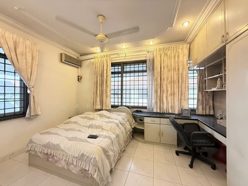 Semi-Detached House for Sale in Taman Pelangi (Johor Bahru) - Gabriel Ong - Bedroom - PropertyGuru.com.my