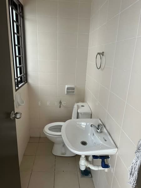 Rumah Teres untuk Dijual di Prima Selayang (Selayang) - Eric Per - Bathroom - PropertyGuru.com.my