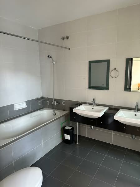 Rumah Teres untuk Dijual di Prima Selayang (Selayang) - Eric Per - Bathroom - PropertyGuru.com.my