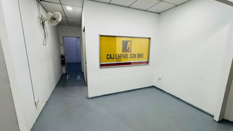 Shop for Rent in Bandar Kajang (Kajang) - Faiz Yatie - Interior - PropertyGuru.com.my