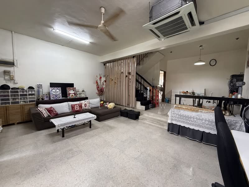 Rumah Teres 2-Tingkat untuk Dijual di Taman Connaught (Cheras) - Joly Liew - Living Room - PropertyGuru.com.my