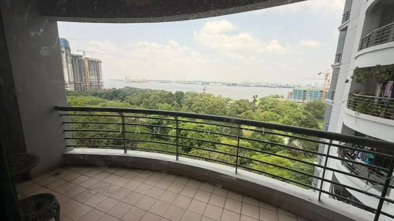 Kondominium untuk Disewa di The Straits View Condominium - Jane Ngoi - Balcony - PropertyGuru.com.my