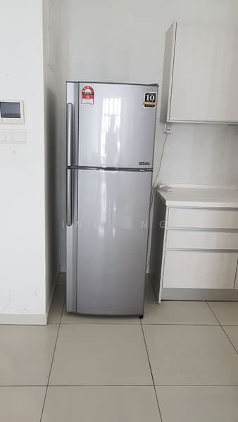 Kediaman Servis untuk Dijual di D'Summit Residences - Inez Ng - Kitchen - PropertyGuru.com.my