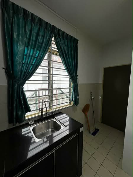 2-storey Terraced House for Sale in Taman Setia Indah (Tebrau) - Melinda Ee - Kitchen - PropertyGuru.com.my