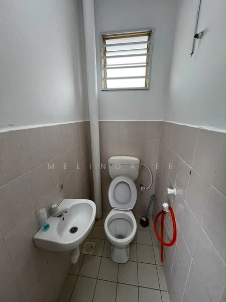 2-storey Terraced House for Sale in Taman Setia Indah (Tebrau) - Melinda Ee - Bathroom - PropertyGuru.com.my
