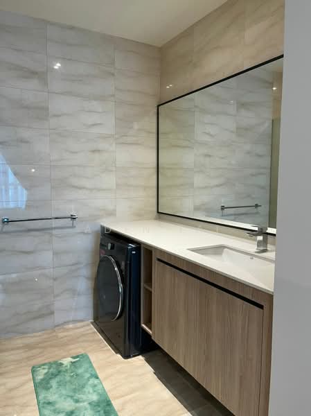 Kediaman Servis untuk Disewa di Regalia Residence - Aden Tai - Bathroom - PropertyGuru.com.my